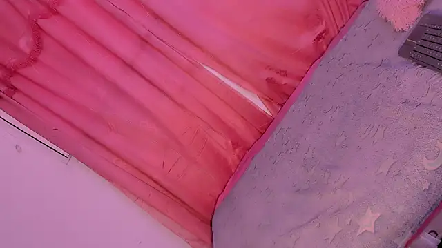 Mariana-ofc online show from November 2025 11:11:01 AM