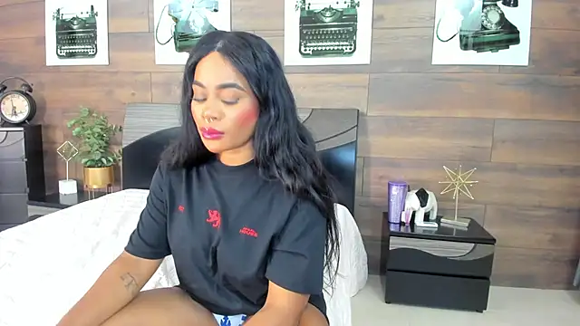 Snapshot of SammyDesire_10 chatting on June 2026 07:23:01 PM SammyDesire 10 online show from June 2026 07:23:01 PM