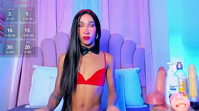 NicoleMadrird online show from February 2026 02:32:02 PM