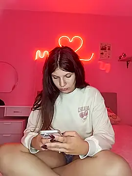 Snapshot of MeCherryy chatting on September 2025 08:43:01 PM MeCherryy online show from September 2025 08:43:01 PM