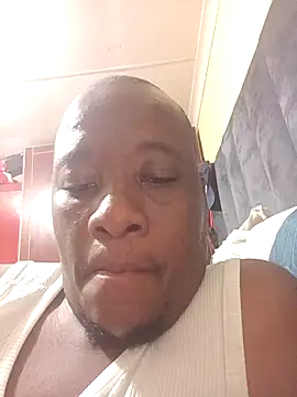 Mmoledi09 online show from November 2025 05:00:01 PM