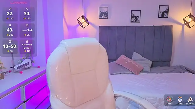 Pretty Johnson  online show from May 2026 12:13:02 PM