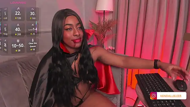 Kendallbleer online show from October 2025 01:23:01 PM