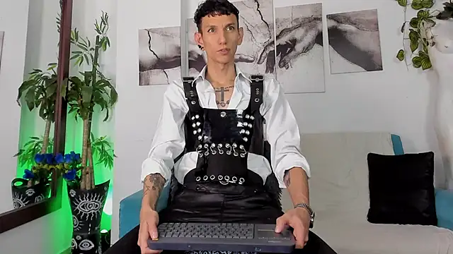 Snapshot of Giotrashy chatting on February 2026 08:13:01 PM Giotrashy online show from February 2026 08:13:01 PM