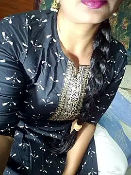 Snapshot of Shalini_telugu09 chatting on June 2026 12:43:01 PM Shalini telugu09 online show from June 2026 12:43:01 PM
