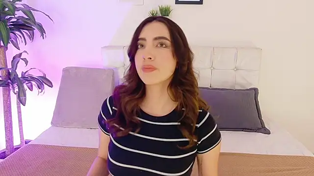 Rebbecawhite meow online show from September 2025 12:51:02 PM