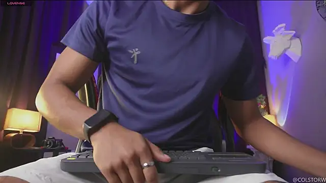 Snapshot of Colstorw_ chatting on January 2026 09:58:02 AM Colstorw online show from January 2026 09:58:02 AM