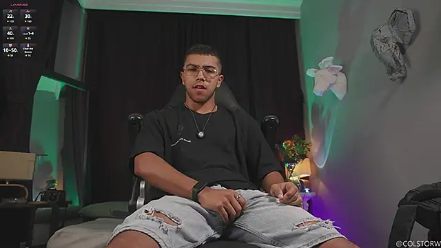 Snapshot of Colstorw_ chatting on January 2026 09:58:01 AM Colstorw online show from January 2026 09:58:01 AM