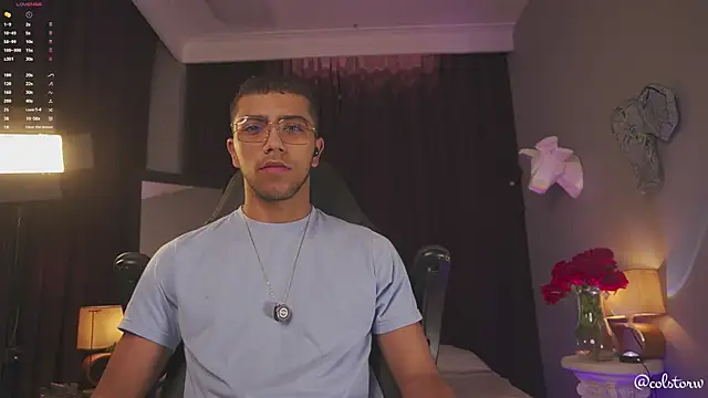 Snapshot of Colstorw_ chatting on February 2026 09:58:01 AM Colstorw online show from February 2026 09:58:01 AM