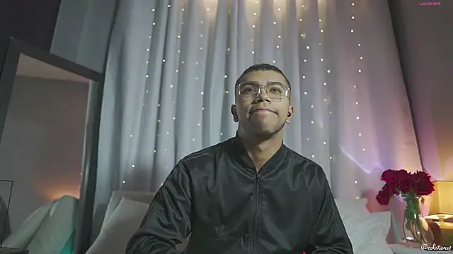 Snapshot of Colstorw_ chatting on February 2026 10:05:01 AM Colstorw online show from February 2026 10:05:01 AM