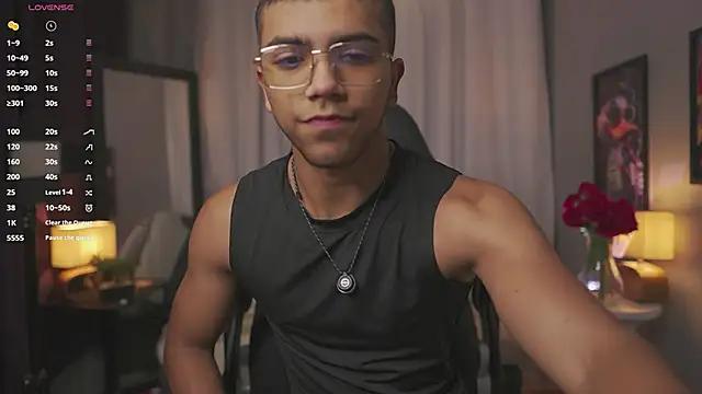 Snapshot of Colstorw_ chatting on February 2026 10:03:02 AM Colstorw online show from February 2026 10:03:02 AM