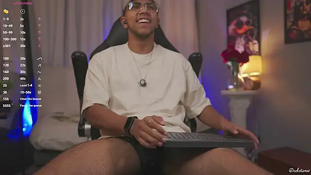 Snapshot of Colstorw_ chatting on February 2026 10:05:01 AM Colstorw online show from February 2026 10:05:01 AM