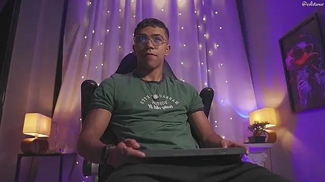 Snapshot of Colstorw_ chatting on March 2026 11:02:01 AM Colstorw online show from March 2026 11:02:01 AM