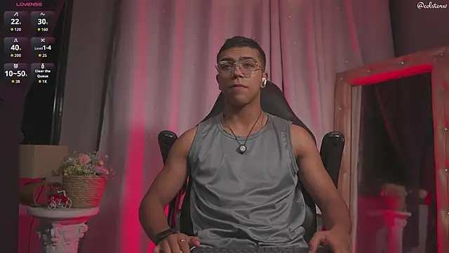 Snapshot of Colstorw_ chatting on March 2026 10:10:01 AM Colstorw online show from March 2026 10:10:01 AM