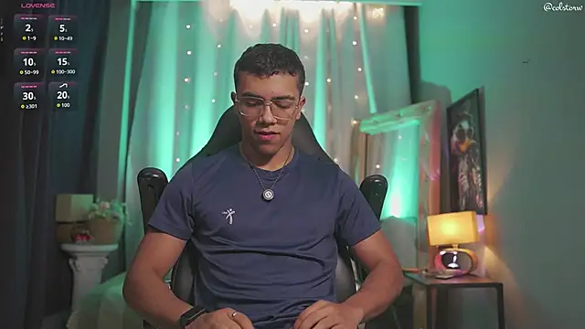 Snapshot of Colstorw_ chatting on March 2026 10:43:02 AM Colstorw online show from March 2026 10:43:02 AM