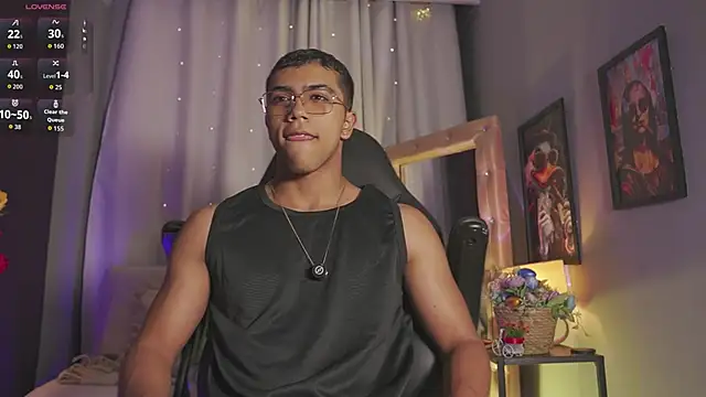 Snapshot of Colstorw_ chatting on March 2026 10:04:01 AM Colstorw online show from March 2026 10:04:01 AM