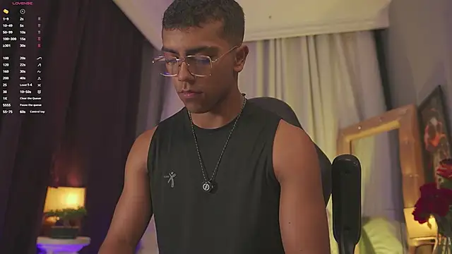 Snapshot of Colstorw_ chatting on April 2026 09:59:01 AM Colstorw online show from April 2026 09:59:01 AM