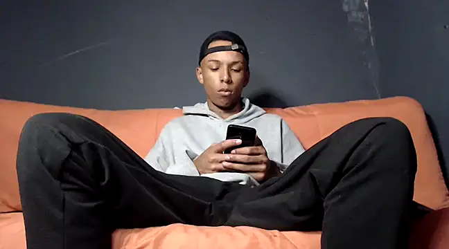 DavidLondo online show from March 2025 06:57:01 AM