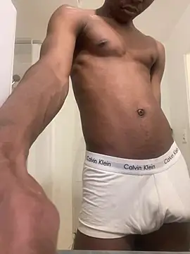 Renoirmonter online show from March 2025 11:42:01 PM