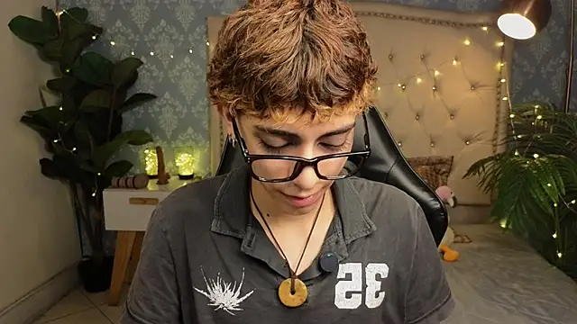 Matty Sparkk online show from February 2026 01:42:01 PM