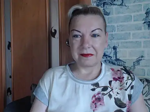Lillia Ray online show from June 2026 06:04:01 AM