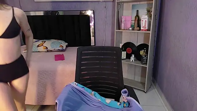 sweet c4ndy online show from October 2025 01:18:01 AM