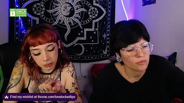 lovelockedlips online show from October 2025 02:31:01 AM