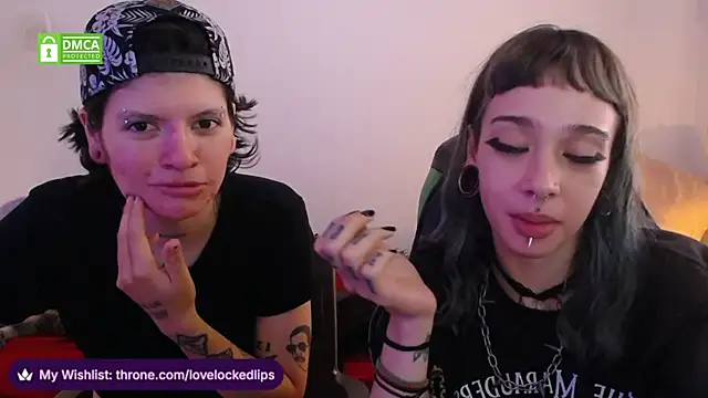 lovelockedlips online show from March 2026 06:08:01 PM