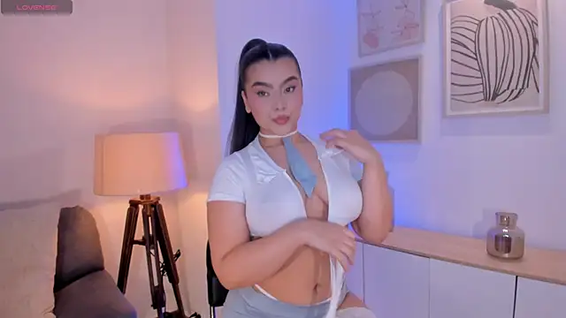 CandaseRussell online show from April 2026 02:47:02 AM