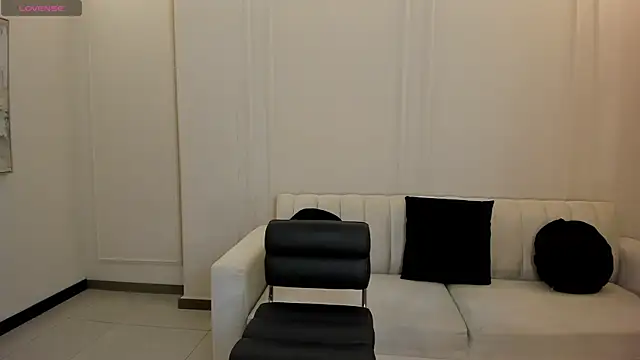 Snapshot of AmaliaCrus chatting on July 2026 08:22:02 PM AmaliaCrus online show from July 2026 08:22:02 PM