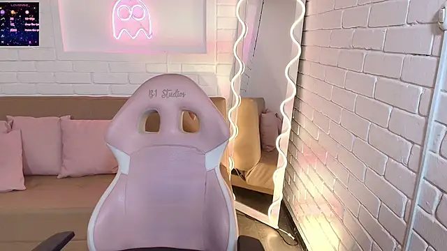 Malory tay1 online show from March 2025 07:38:01 PM