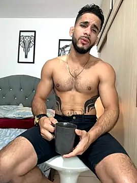 Maximiliano ford online show from September 2025 10:29:01 AM