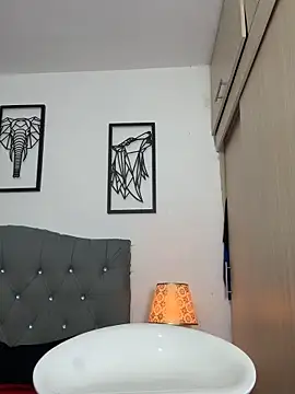 Maximiliano ford online show from October 2025 10:19:02 AM