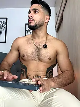 Maximiliano ford online show from November 2025 10:26:02 AM