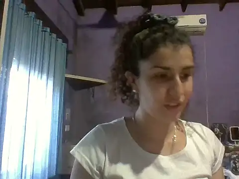 Charlotte0000 online show from September 2025 09:20:01 PM