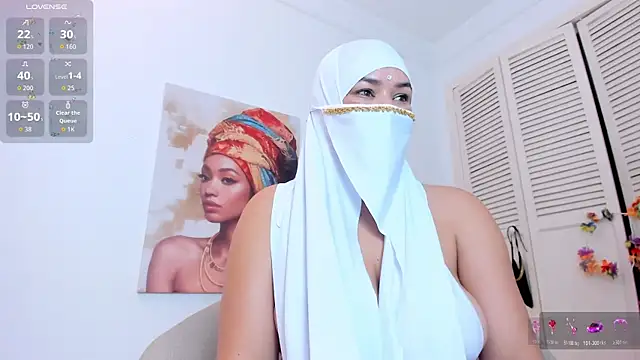 Layla arabelle online show from November 2025 08:31:01 PM