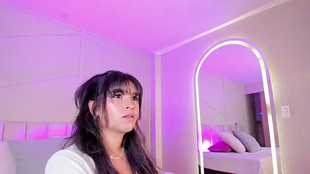 Snapshot of Eimmy_bm chatting on October 2025 07:12:02 PM Eimmy bm online show from October 2025 07:12:02 PM