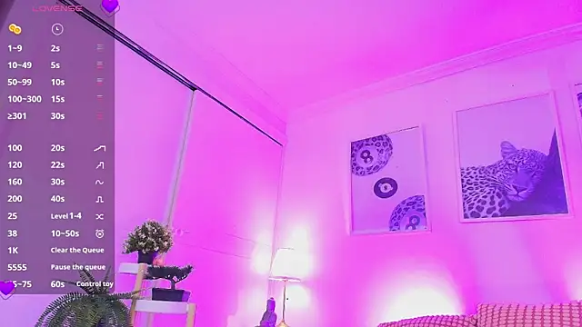 Valen ross  online show from February 2026 09:19:01 PM