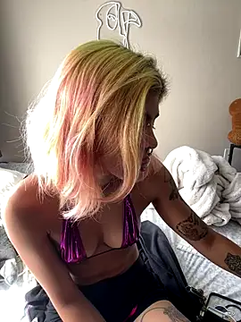 Harley cams online show from October 2025 04:52:02 PM