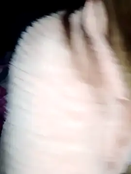 Maya-Moon online show from November 2025 11:36:02 PM