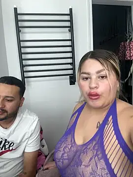 SEXXIBLONDIEE online show from November 2025 05:08:02 AM