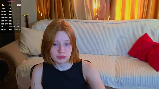 Snapshot of Tara_Lawson chatting on October 2025 11:06:01 AM Tara Lawson online show from October 2025 11:06:01 AM