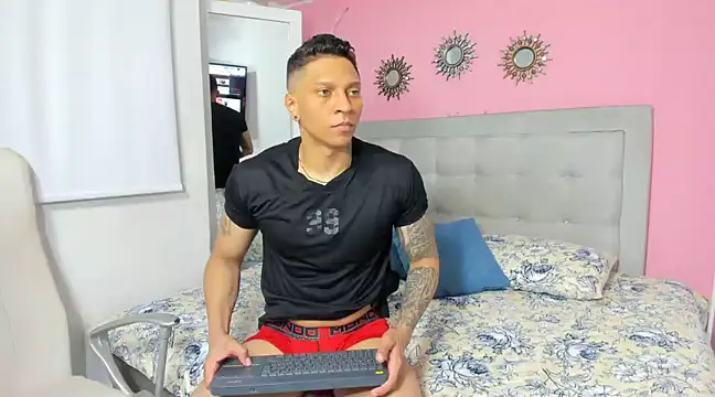 ethan dalton  online show from March 2025 06:15:02 PM