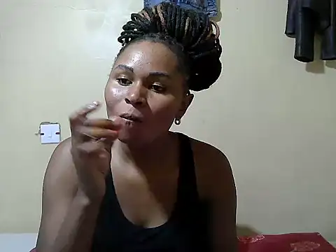Snapshot of Creamy-Aisha chatting on October 2025 04:30:01 PM Creamy-Aisha online show from October 2025 04:30:01 PM