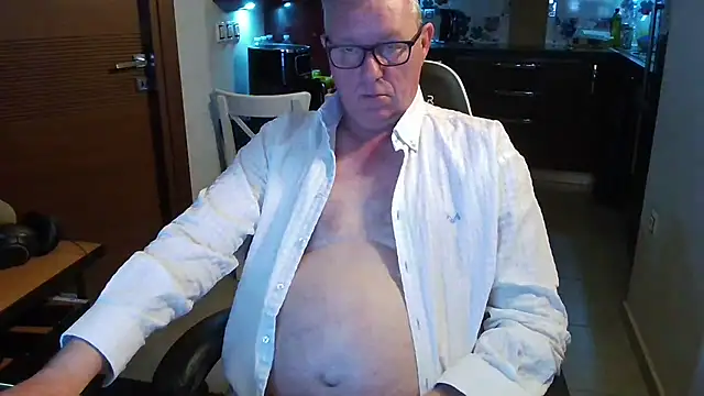 JamesBauer online show from February 2026 04:35:02 AM