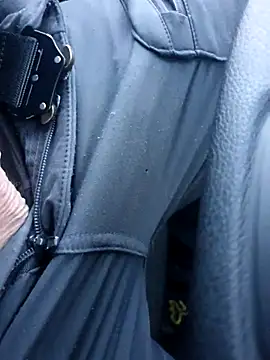 Maurzioxh online show from February 2026 06:39:02 AM