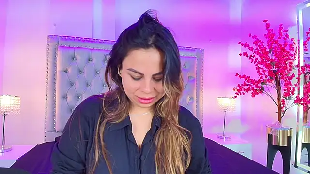 Snapshot of Lia_adamsss chatting on October 2025 12:24:01 AM Lia adamsss online show from October 2025 12:24:01 AM