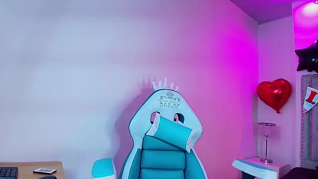 Lia adamsss online show from February 2026 03:34:02 AM