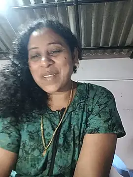 Snapshot of JENNIFERtamil chatting on June 2026 01:38:02 PM JENNIFERtamil online show from June 2026 01:38:02 PM