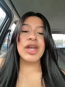 andrea gomes  online show from December 2025 01:29:01 PM